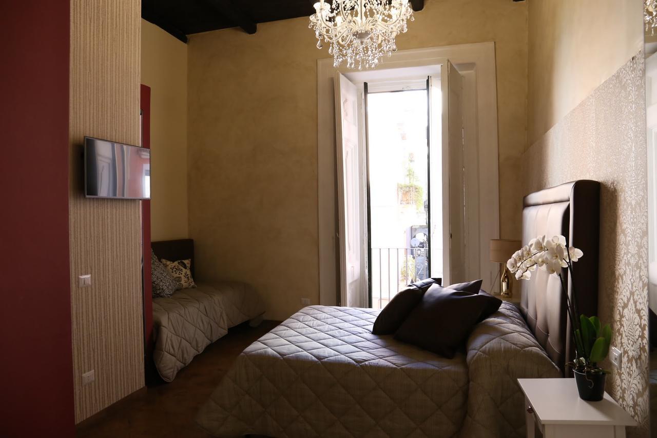 Suite Palazzo Luciani Salerno Exterior foto